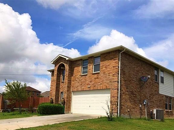 2nd image of 2721 Rockport Ln