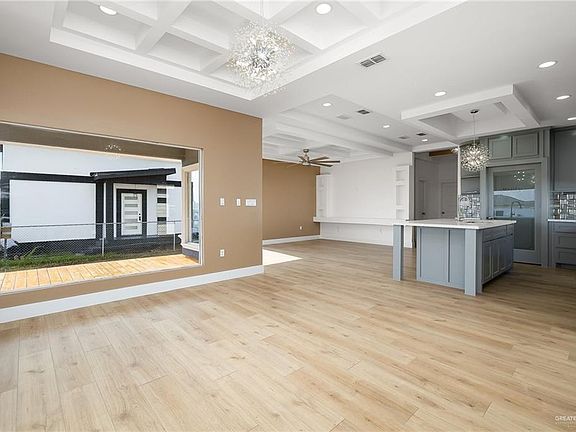 5th image of 6000 Verity St