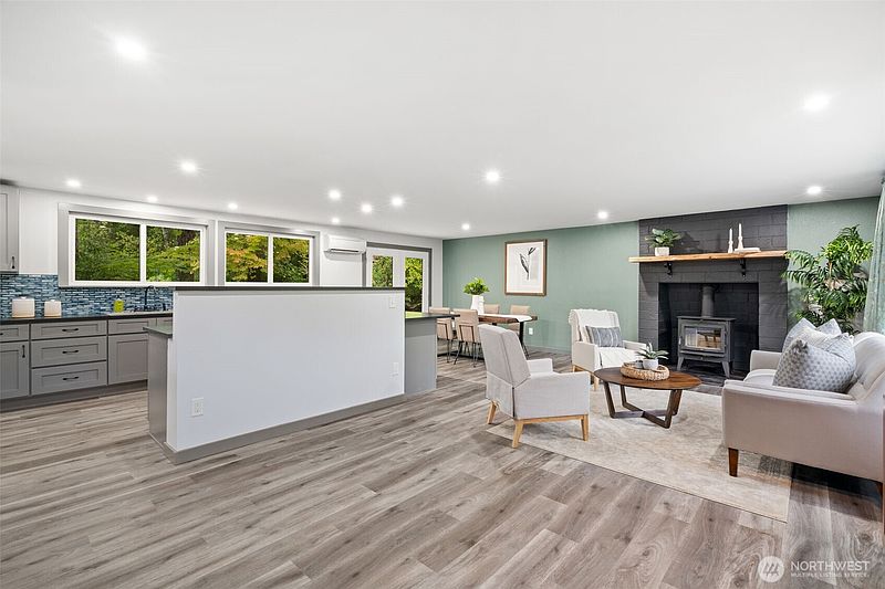 4th image of 13704 Wright Bliss Road NW