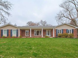 74 Glen Cove Dr, Chesterfield, MO 63017