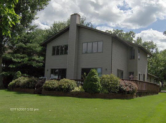 1st image of 1242 Candlewick Dr N
