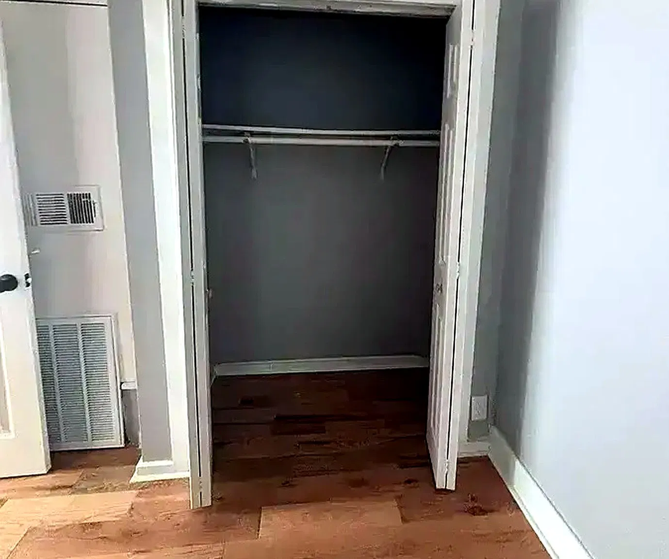 2 bed, 900 sqft, $1,650 — Photo 2
