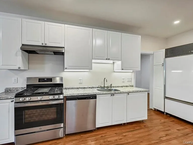 271 Liberty St #1 — Photo 12