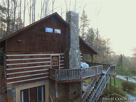 2nd image of 112 Tweetsie Ln W