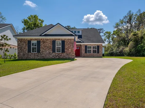 3929 Ella Dr, Tallahassee, FL 32303