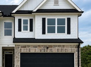 47 Crest Dr #8, Hartwell, GA 30643
