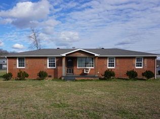 9547 Old Hillsboro Rd, Bon Aqua, TN 37025