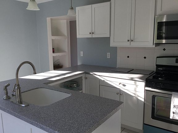 All new stainless appliances