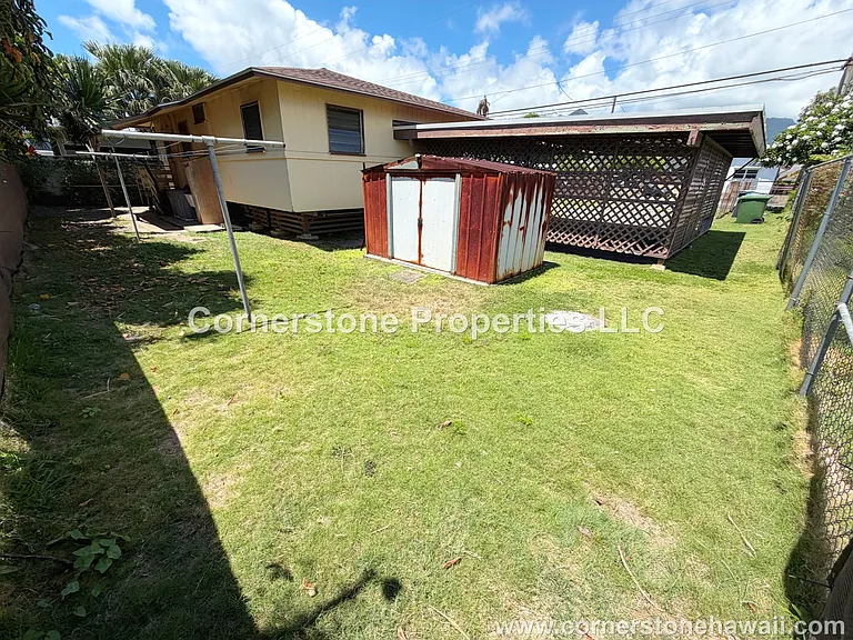 528 Oneawa St — Photo 24