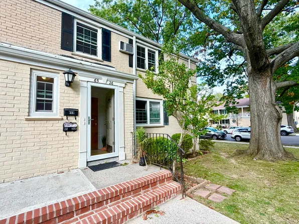 65-26 223rd Place image 5 of 31