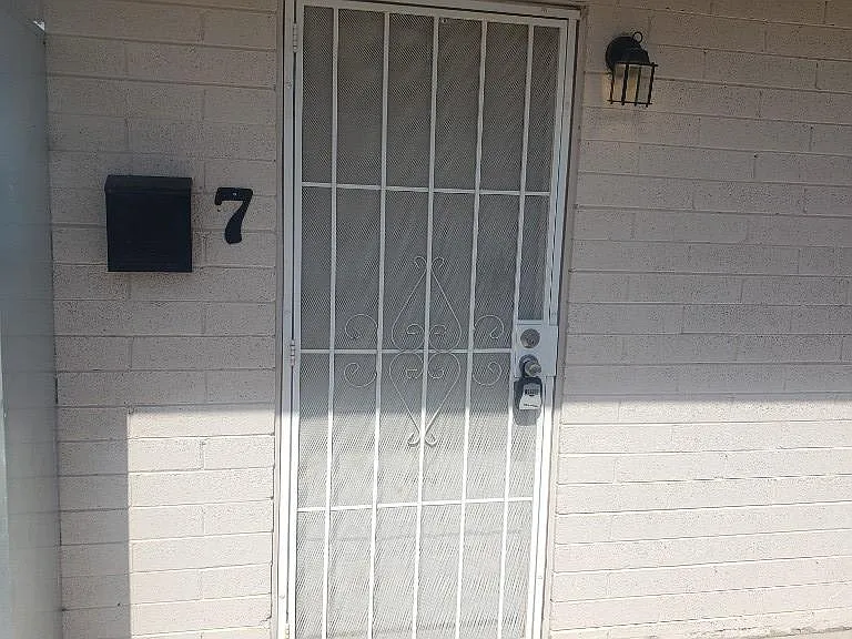 1017 N Main St #7 — Photo 12