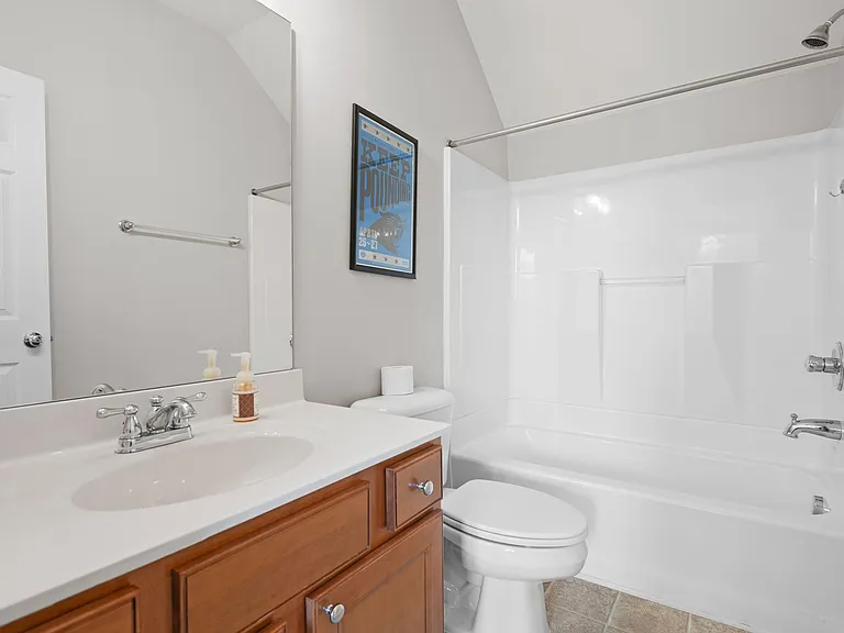 1540 N Duke St — Photo 22