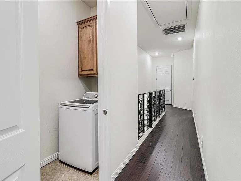 14910 Leeward Dr #304 — Photo 25