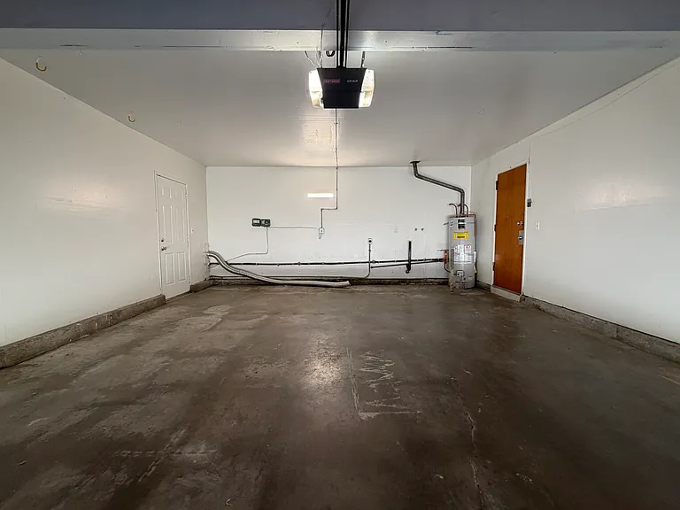 15176 Oakwood Ln — Photo 24