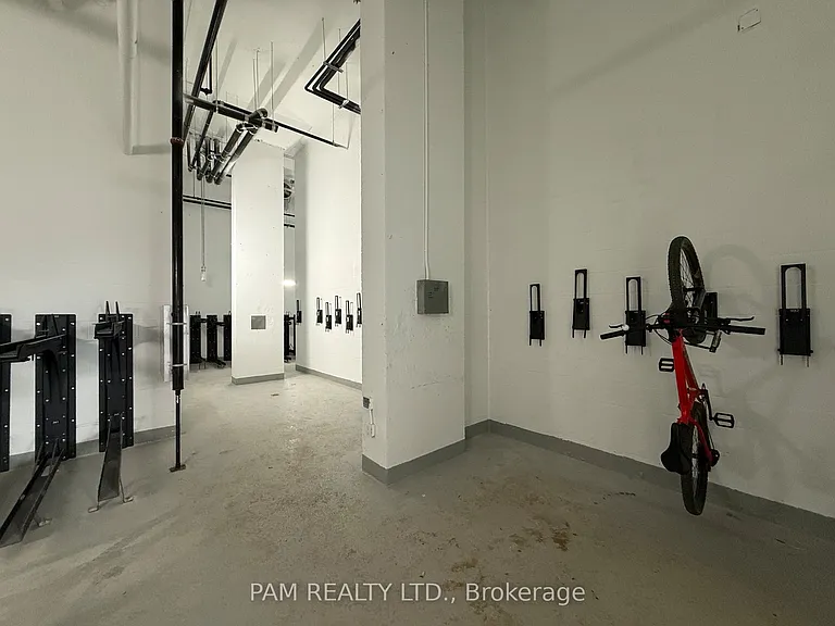 858 Dupont St #739 — Photo 38