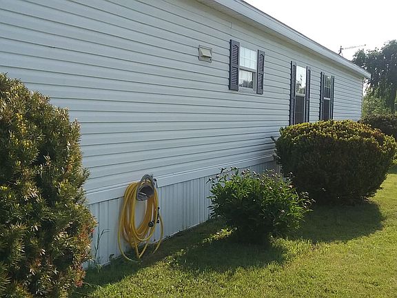 2nd image of 1030 Green Leaf Dr