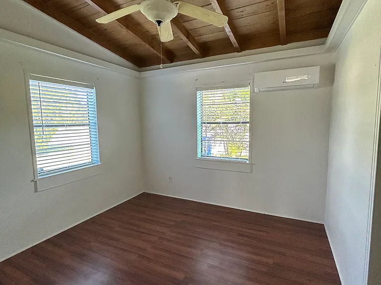 Front bedroom off living room