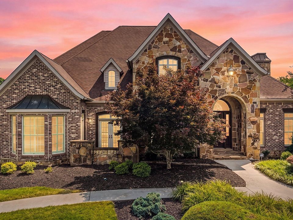 1st image of 12233 Springside Ln