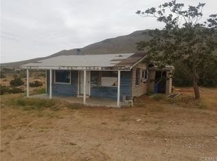 20461 Wells Fargo Rd, Apple Valley, CA 92308