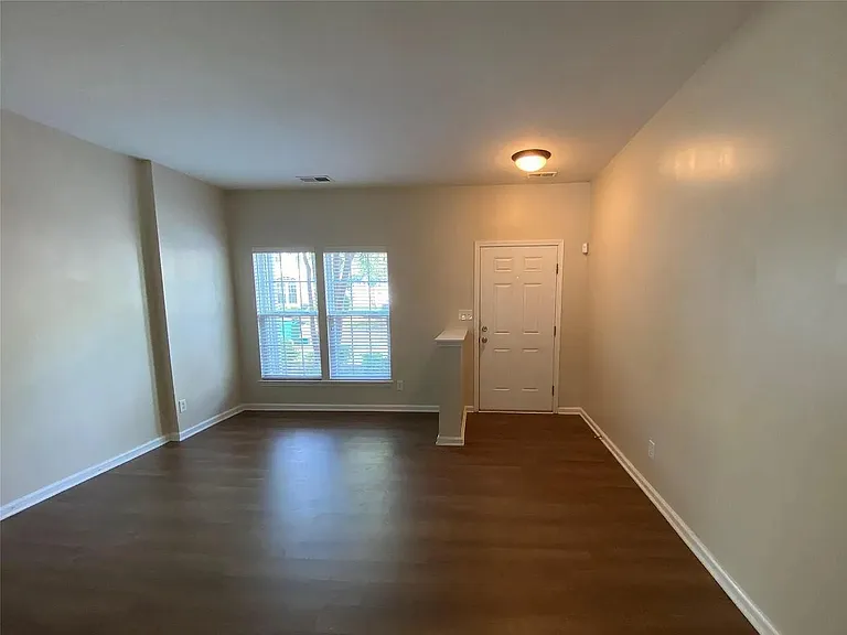 12814 Bullock Greenway Blvd — Photo 4
