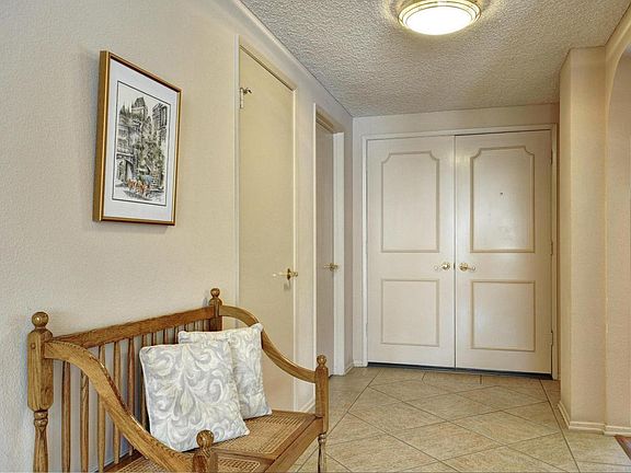4th image of 35204 Village 35
