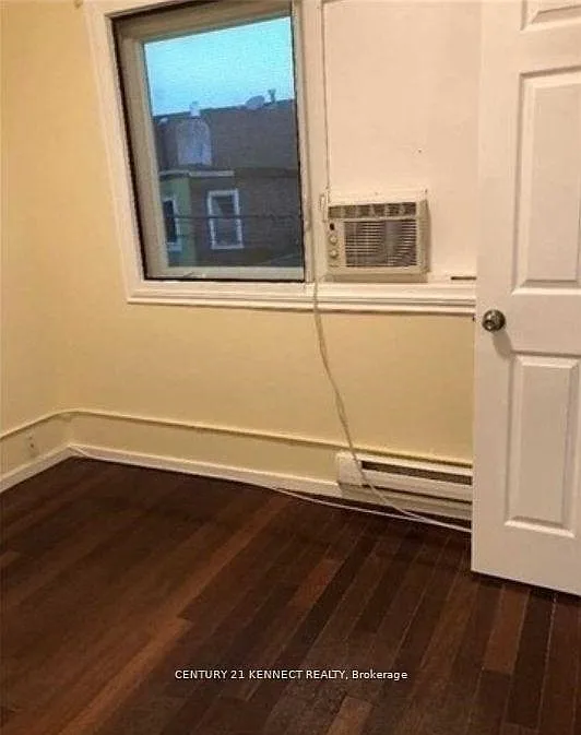 3 bed, $2,100 — Photo 3