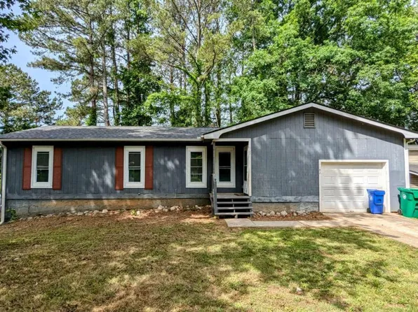 1182 Demere Dr, Stone Mountain, GA 30083