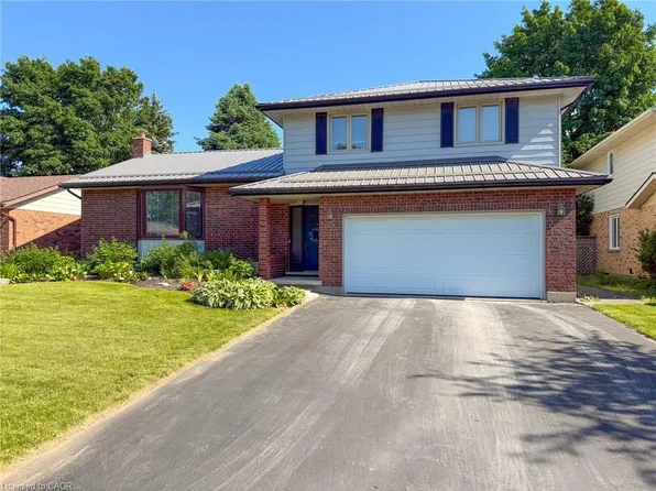 114 Lynndale Rd, Norfolk County, ON N3Y 5E5