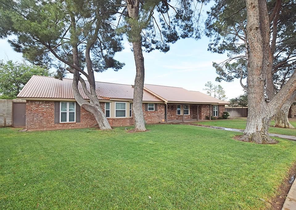 1st image of 22 Brittany Ln