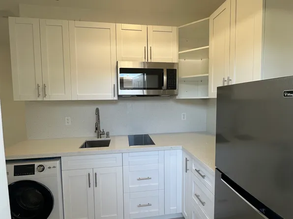 10450 SW 26th Ter Floor 1, Miami, FL 33165