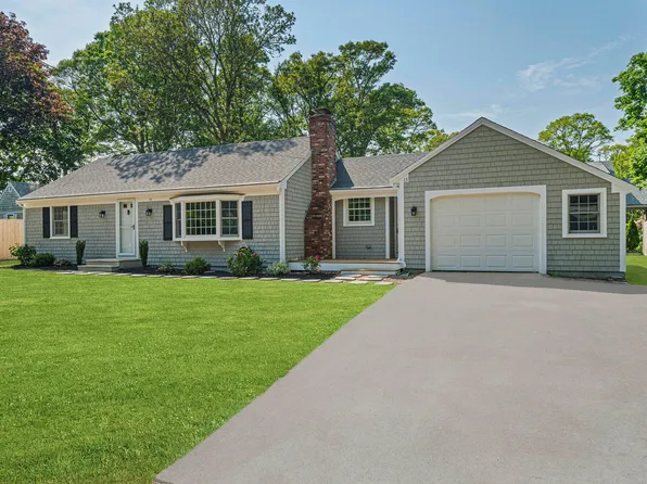 15 Constance Ann Way, South Dennis, MA 02660