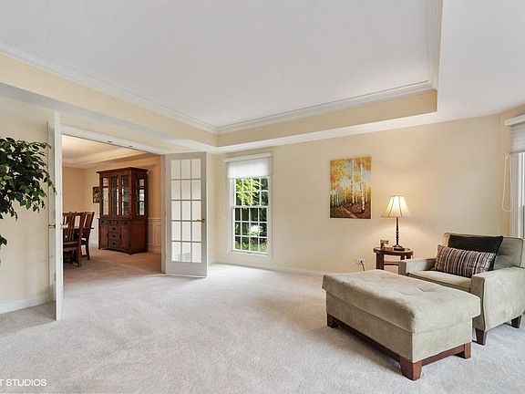 4th image of 142 Lions Ct