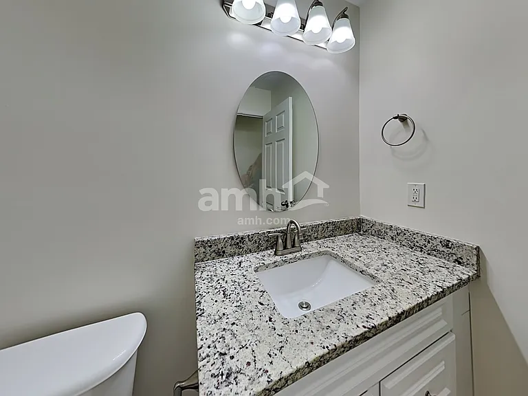 219 Bellport Dr — Photo 15