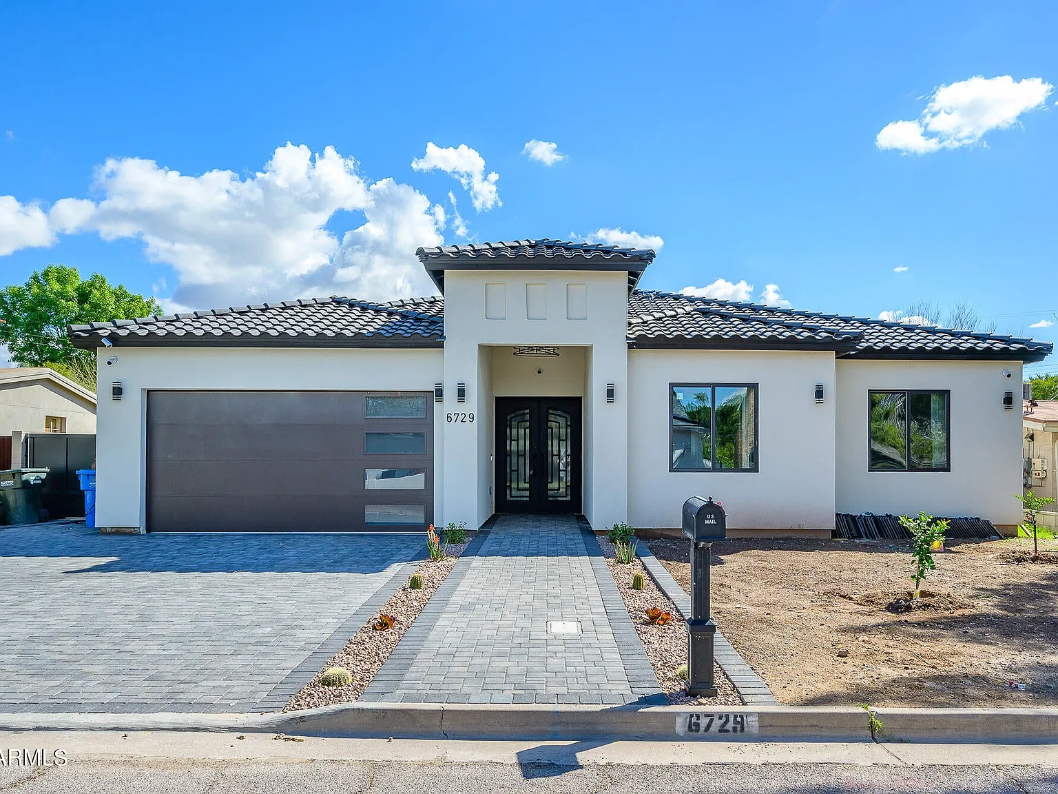 4 bed, 3.5 bath, 3499 sqft, $4,500 — Photo 1