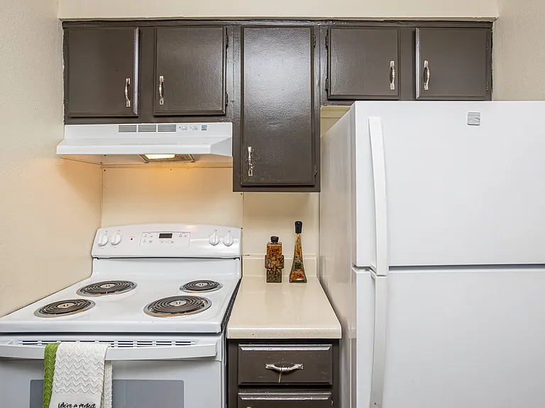Park Place Apartments — Photo 4