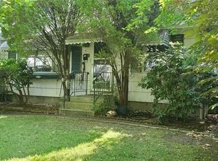 4 Sun Haven Ln, Commack, NY 11725