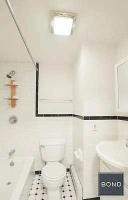 Rented by Bond New York | media 4