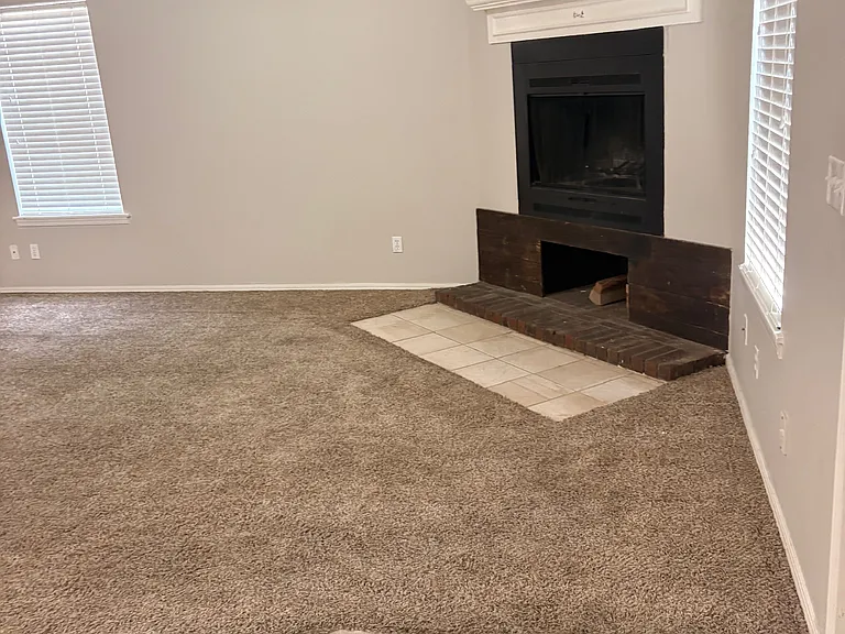 814 Hardy Springs Cir #A — Photo 6