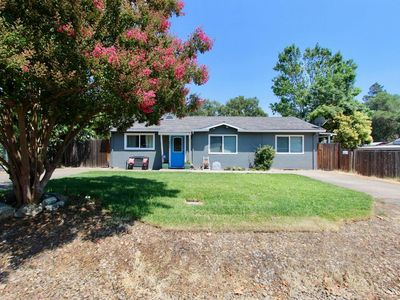 6832 5th Ave, Rio Linda, CA, 95673