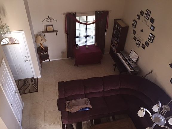 3rd image of 1414 Thistlewood Ln