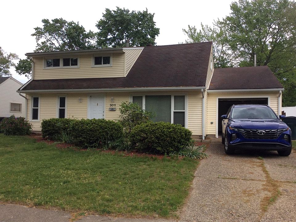 1st image of 3011 13th St