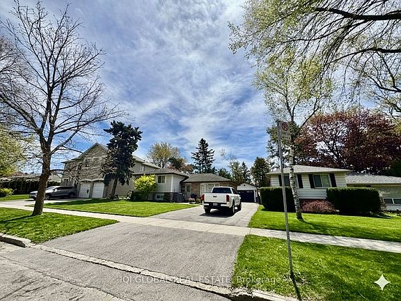 2nd image of 57 Threadneedle Cres