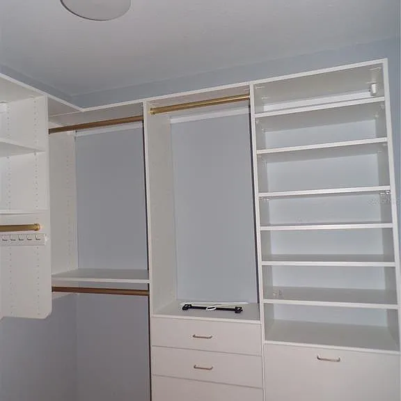 270 Belaire Ct — Photo 11