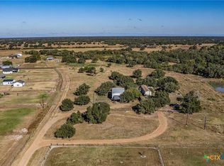 3338 Old Highway Rd, Inez, TX 77968