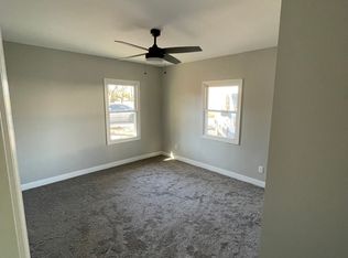 200 S 2nd St, Danforth, IL 60930