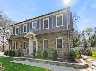 18 Wellyn Road, Bronxville, NY