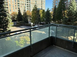 3 Pemberton Ave #306, Toronto, ON M2M 4M1