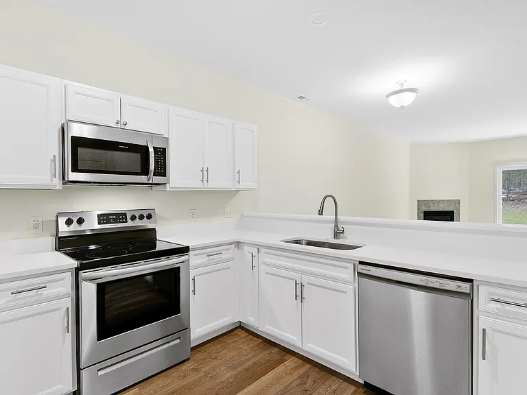 Townhomes at Woodland's Edge — Photo 31