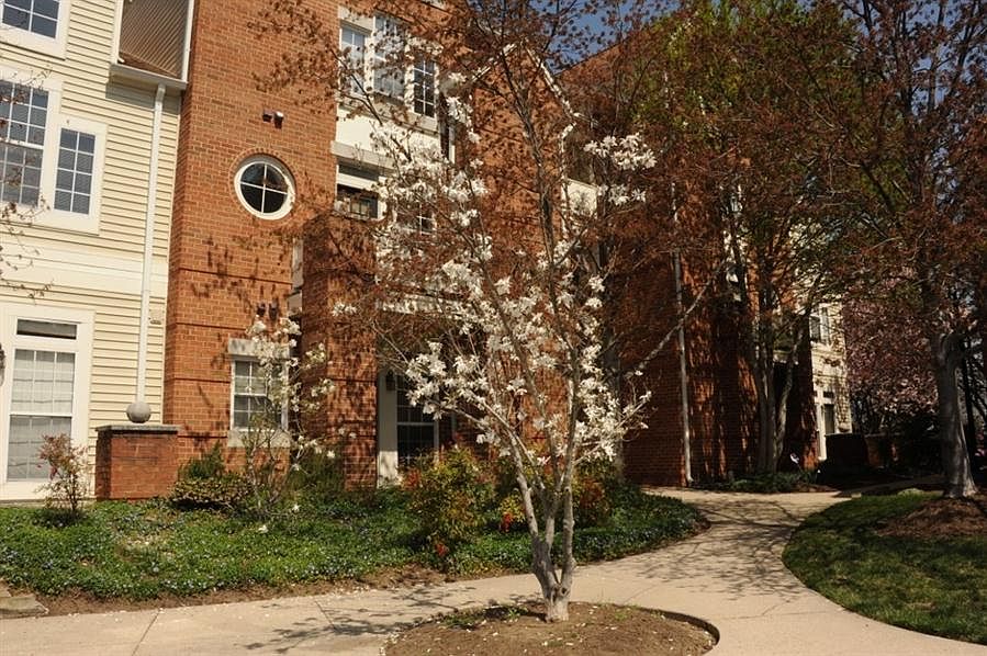 1st image of 7040 Ellingham Cir