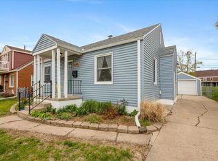 6196 Walnut St, Omaha, NE 68106